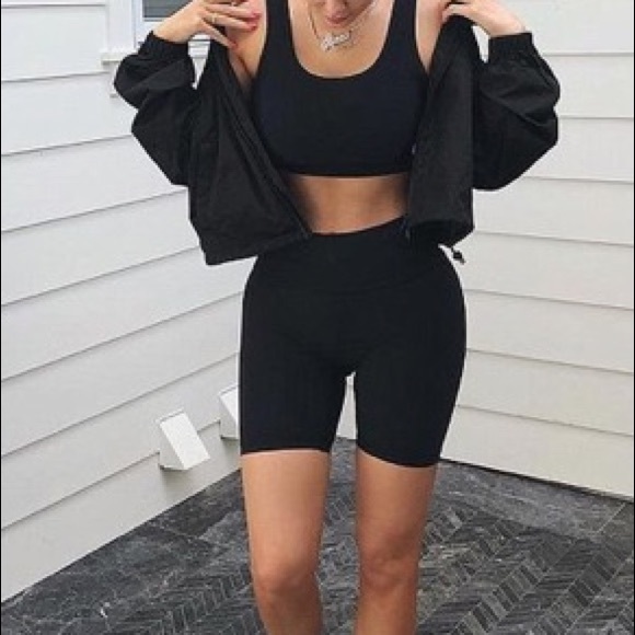 🥑 NEW 🥑 Mimi Seamed Bike Short - Picture 4 of 4